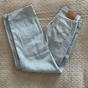 Levis ribcage straight ankle jeans